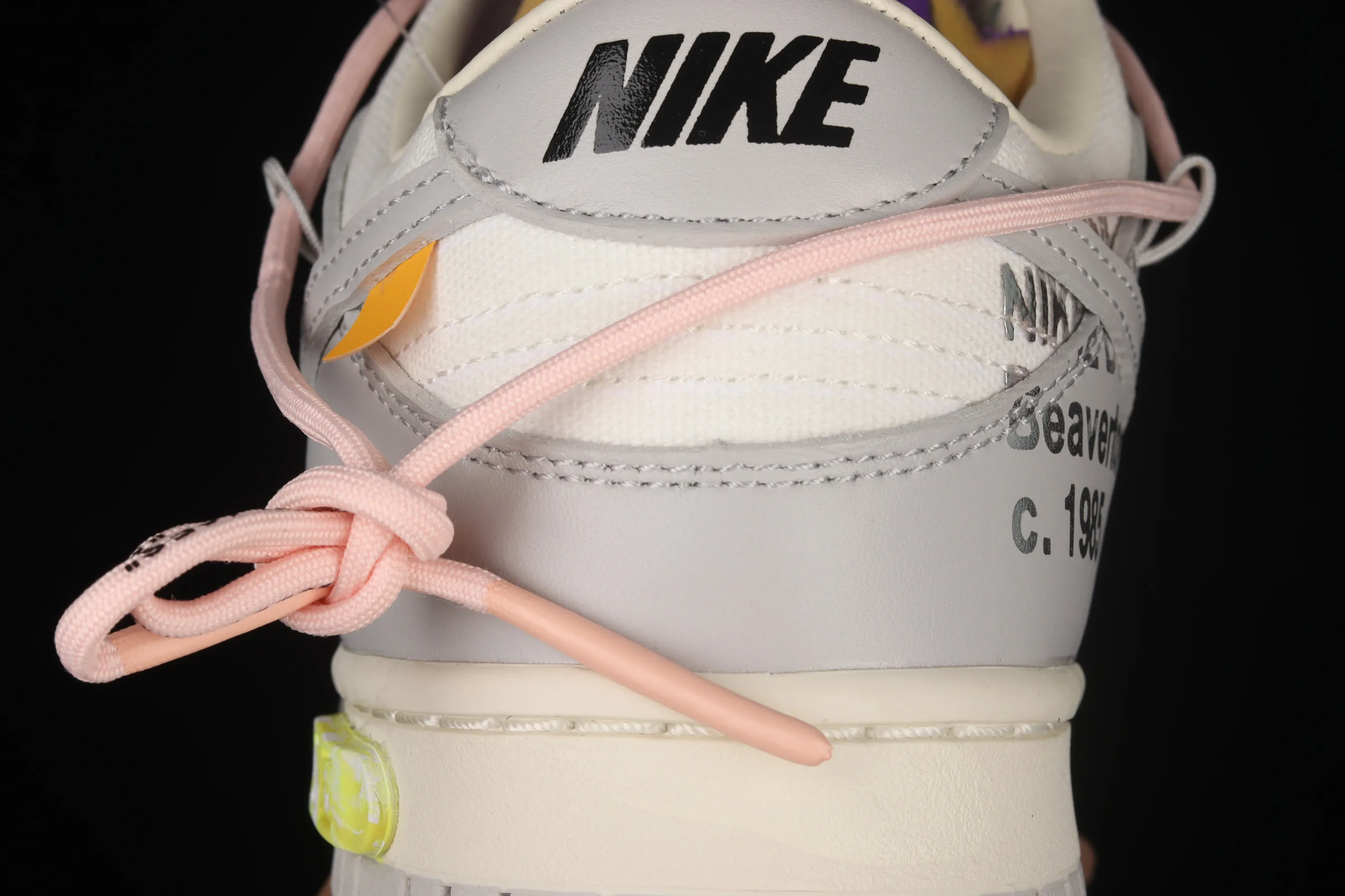All Categories Nk SB Dunk Series Nk SB Dunk Low Low-top sneakers Pure original version OF x Nk Dunk Low OW Gray SB smashed backboard fashion casual sneakers DM1602-119